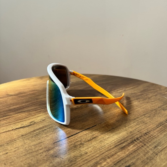 Perfect orange and white sports glasses🔸 - Picture 2 of 3